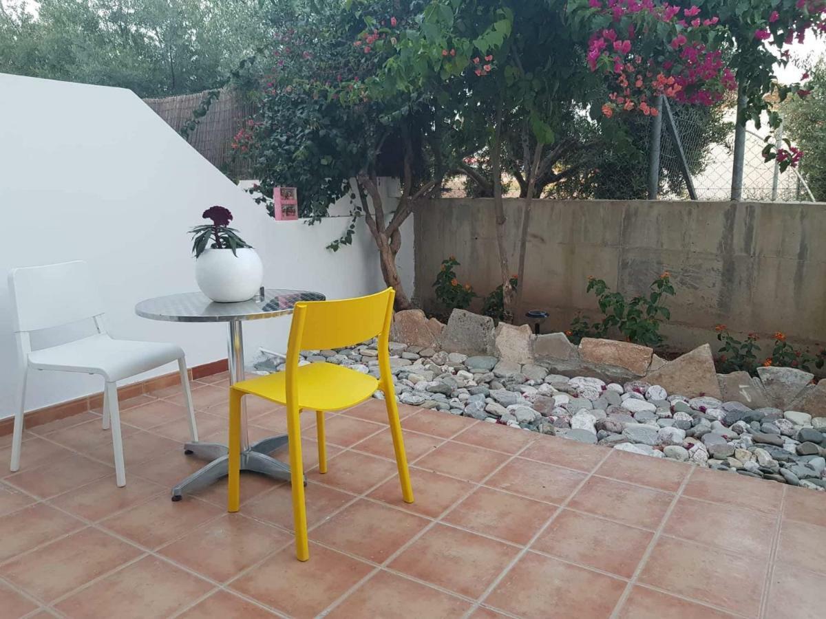 Ground Floor Studio Paphos Esterno foto