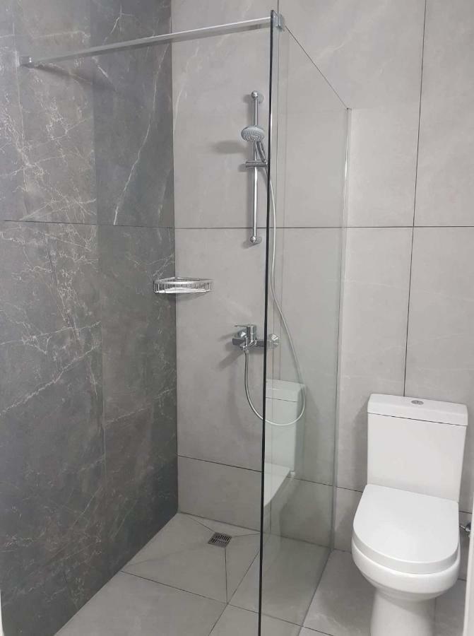 Ground Floor Studio Paphos Esterno foto